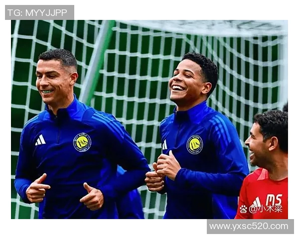 足球明星C罗的传奇生涯与场外影响力全解析