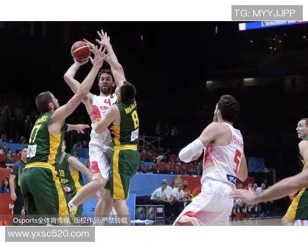 南京羽毛球队在欧锦赛中的拼搏历程与荣耀时刻分享